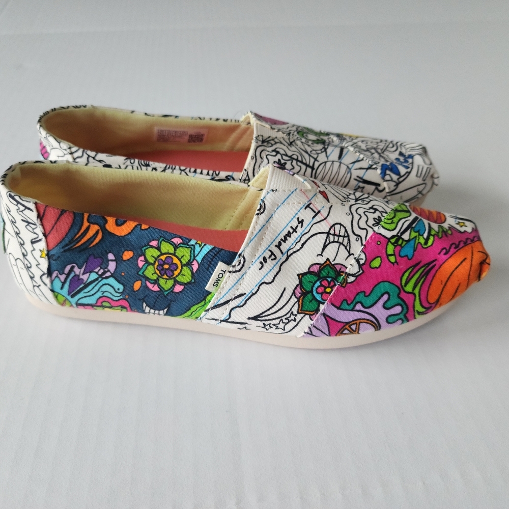 TOMS Ortholite Slip-On Graphic and Colorful Womens Canvas Shoes, Size 6.5